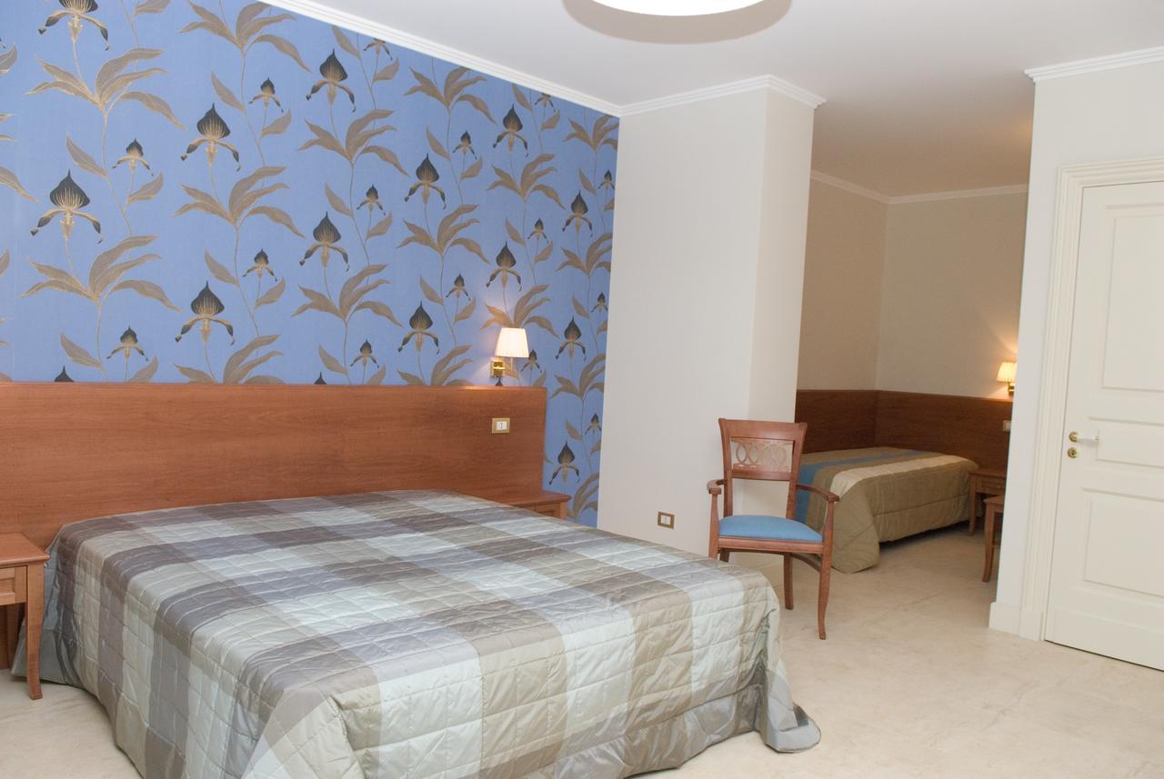 B&B Talìa Grammichele Bagian luar foto